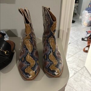 Jeffrey Campbell Snakeskin Patterned Ankle Boots, size 7